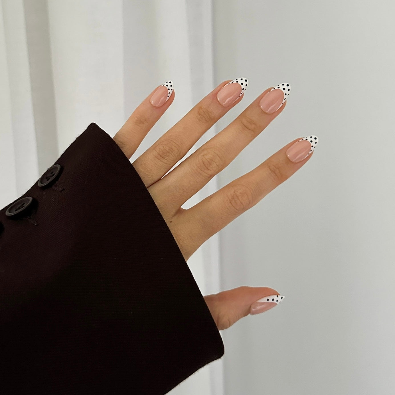 White Polka (gel)