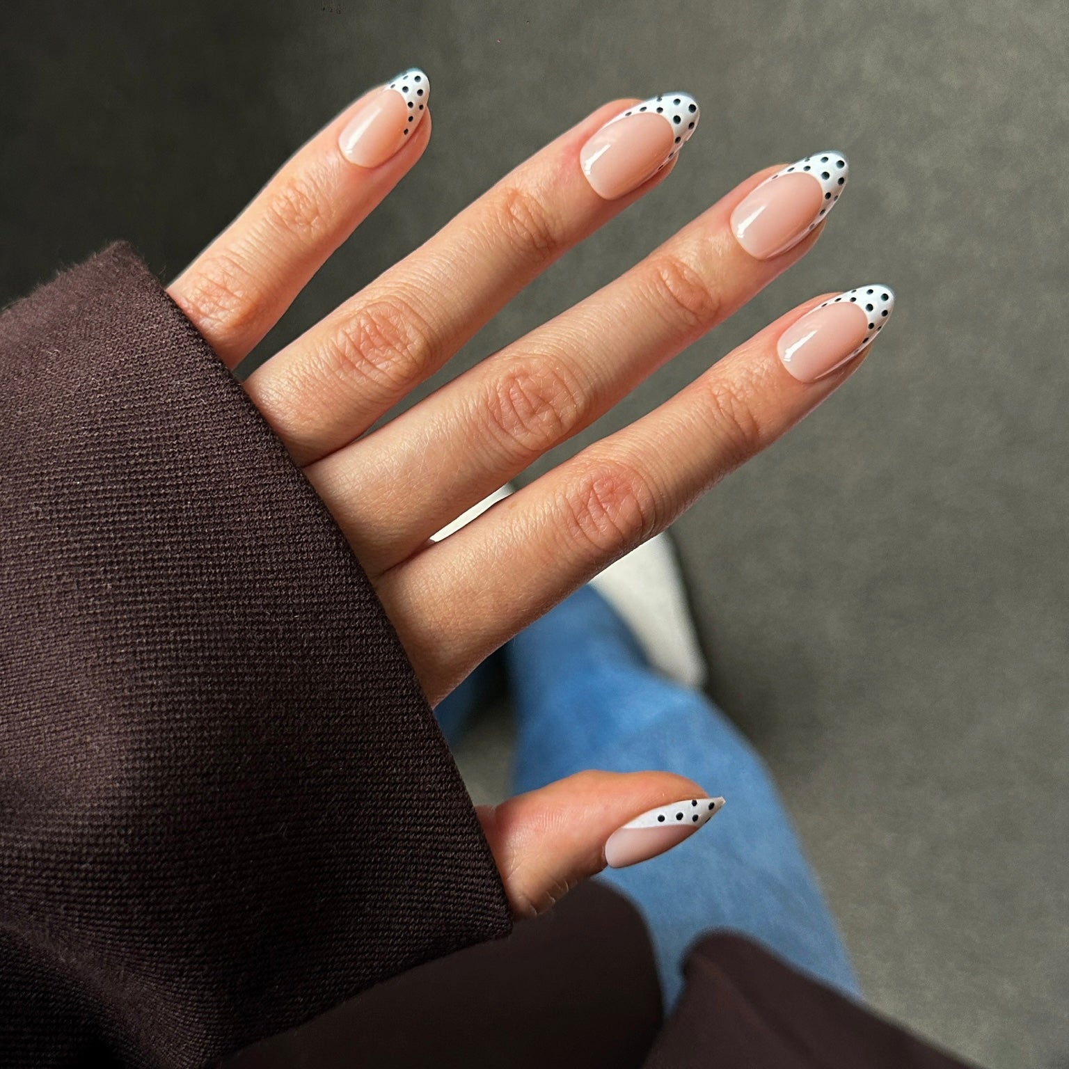 White Polka (gel)