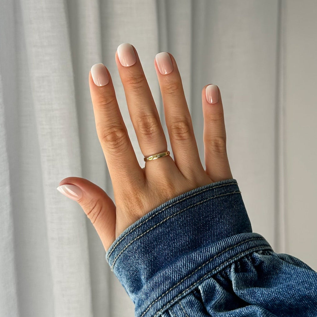 Press on nails