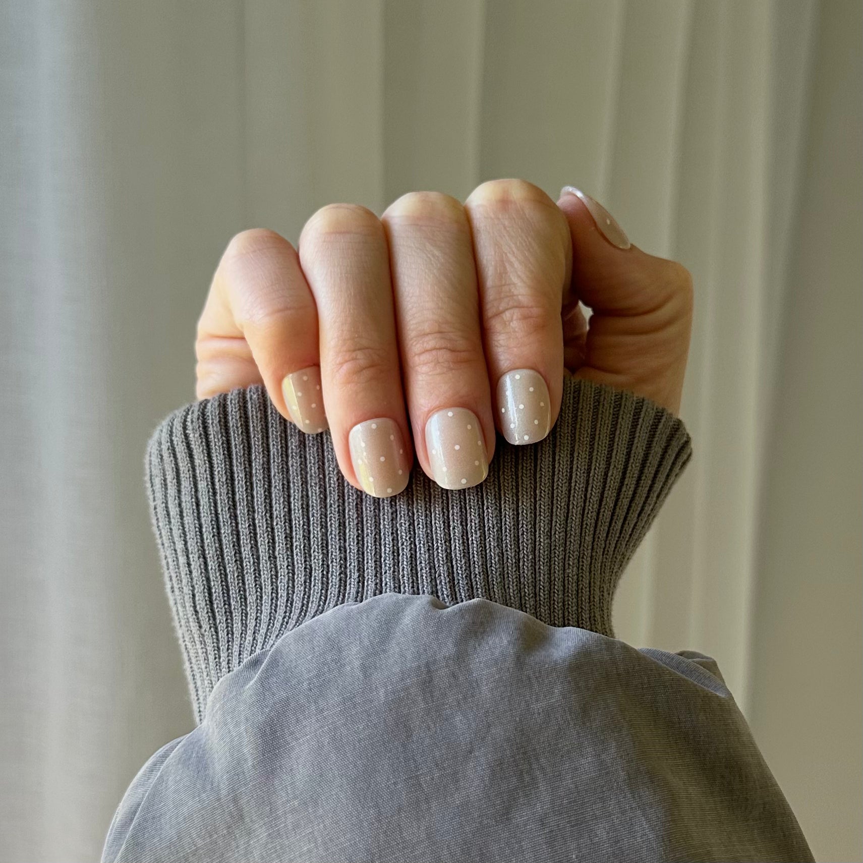 Sheer Polka Extra-short (gel)