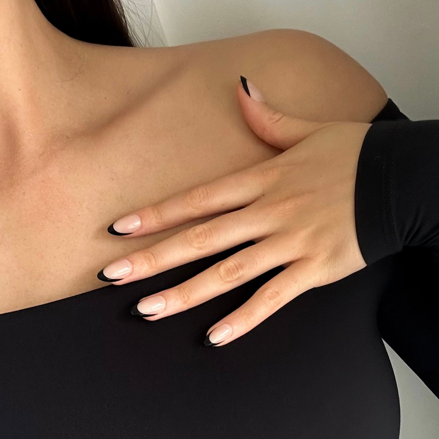 black tip press on nails