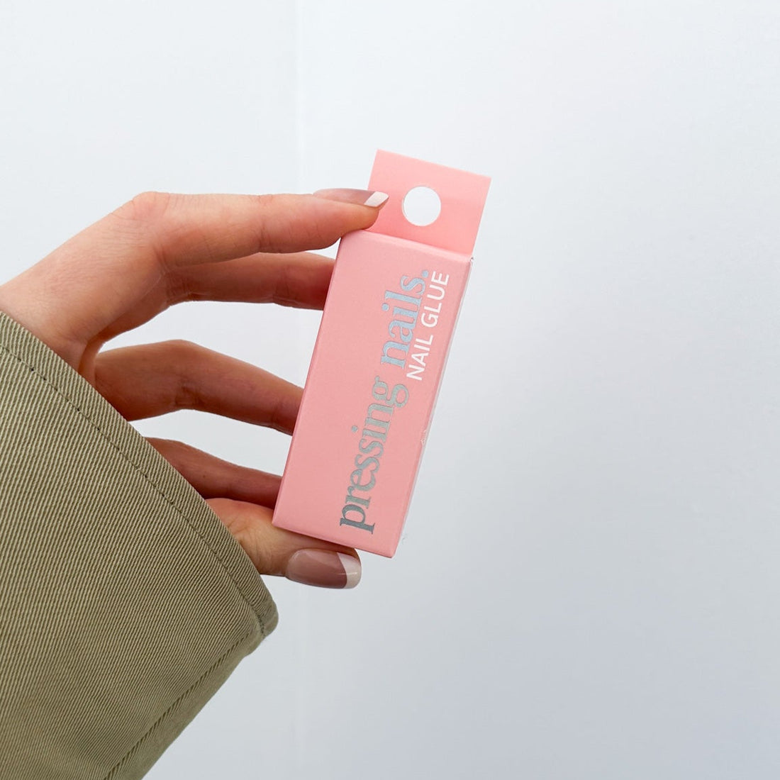 strong press on nail glue
